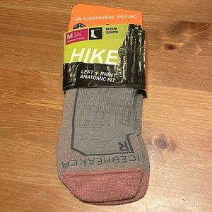 NWT Icebreakers Merino Wool Womens Hiking Crew Socks Anatomical Fit Medium